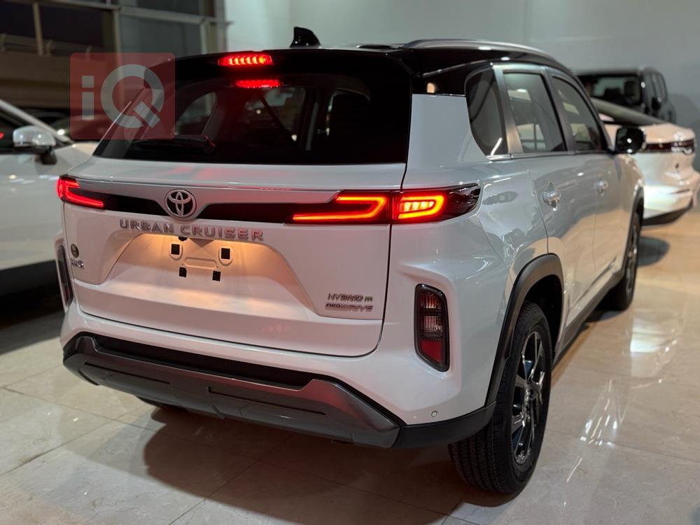 تۆیۆتا ئۆربان کرۆزەر